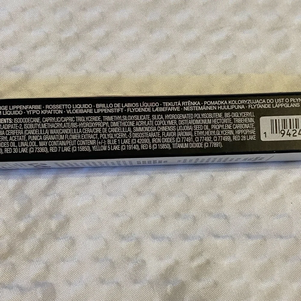bareMinerals Mineralist Lasting Matte Liquid Lipstick - Brave